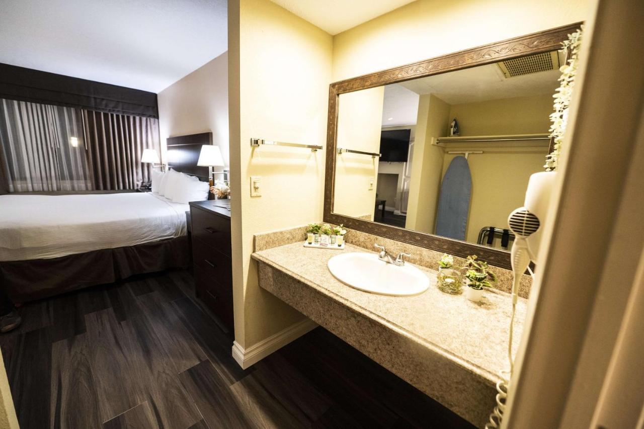 Best Western Westminster Inn Extérieur photo